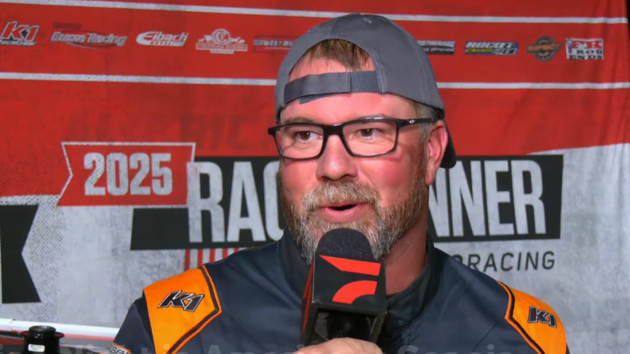 Jonathan Davenport (1)