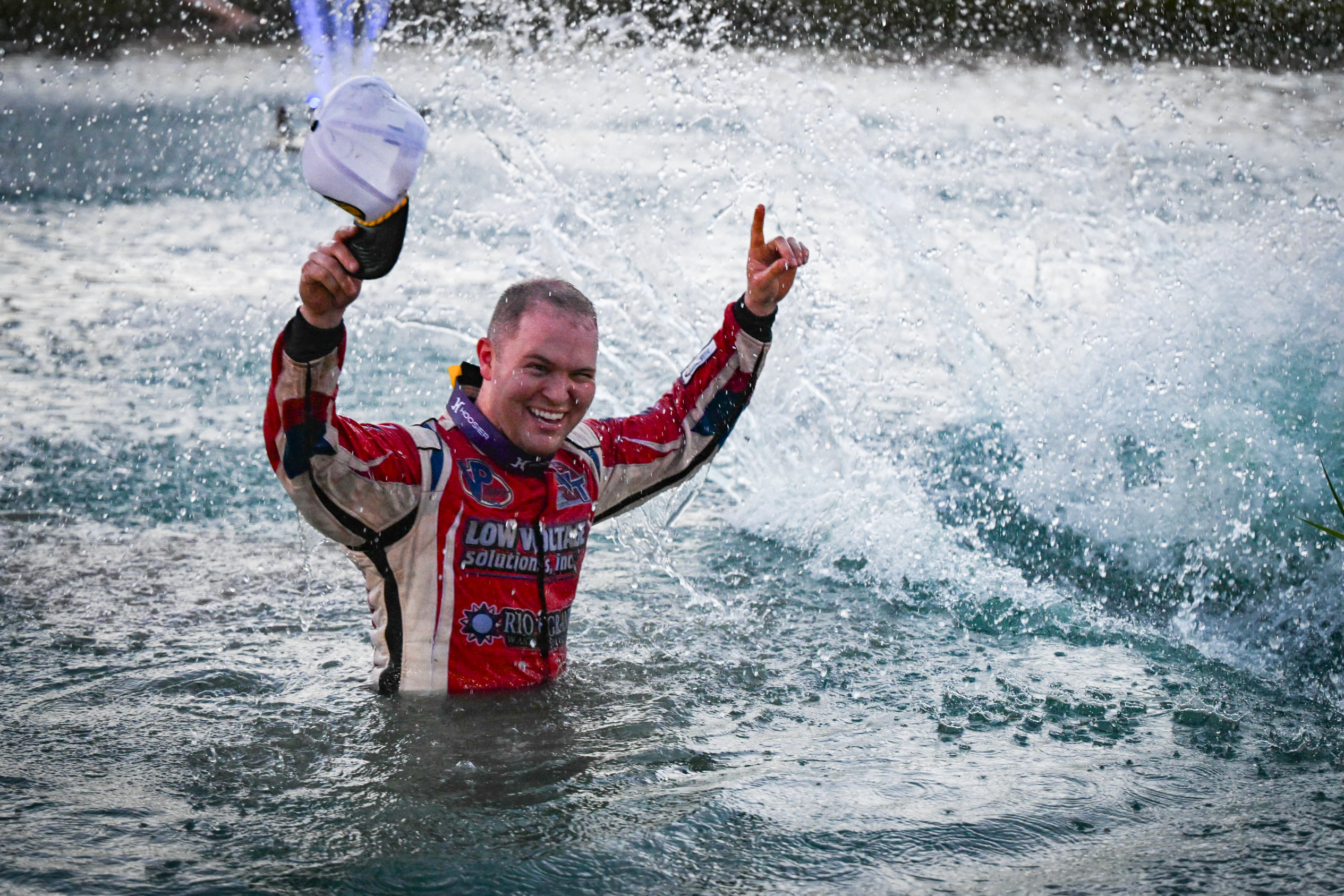 Bobby Pierce Dominates 141 For 11th World of Outlaws Victory of 2026