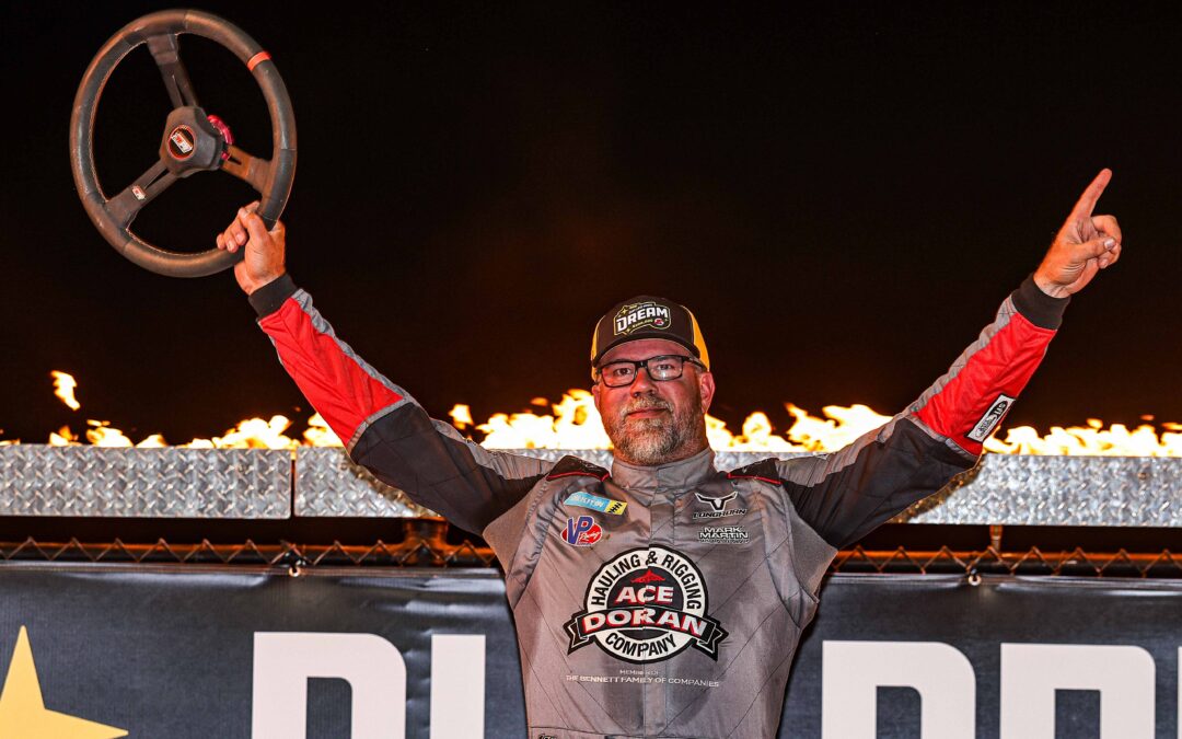 Jonathan Davenport Stays Dominant At Dream, Outruns Brandon Overton For Friday Prelim Victory