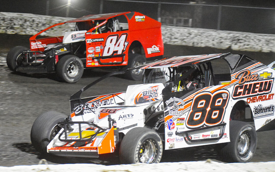 King Of The North Battle In Quebec, Airborne Return Set Up Next Northern Contests For The Super DIRTcar Series