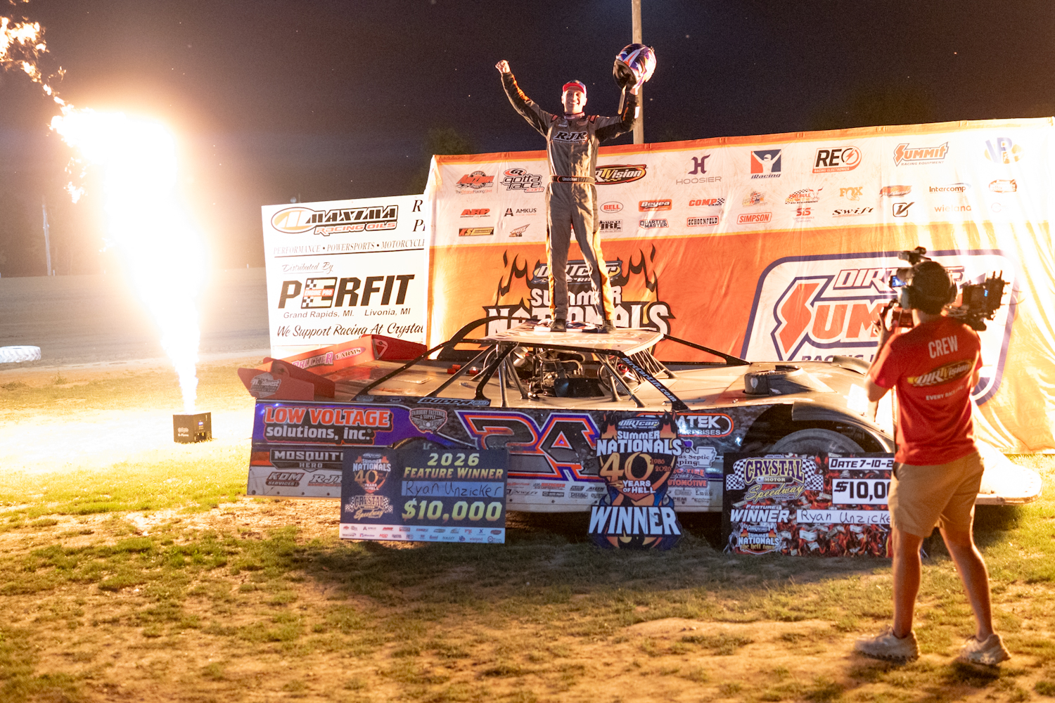 SummerNationals_RyanUnzickerWin_byTimHunt