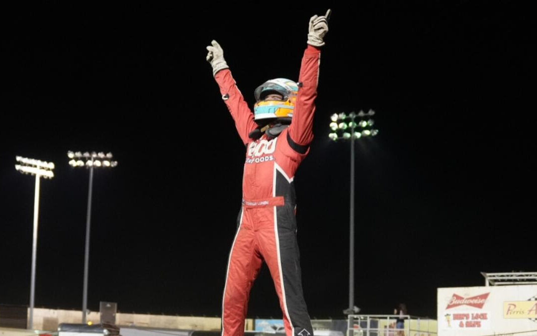 Photo Finish! Connor Lundy Gets .01 Second USAC CRA Win at Perris