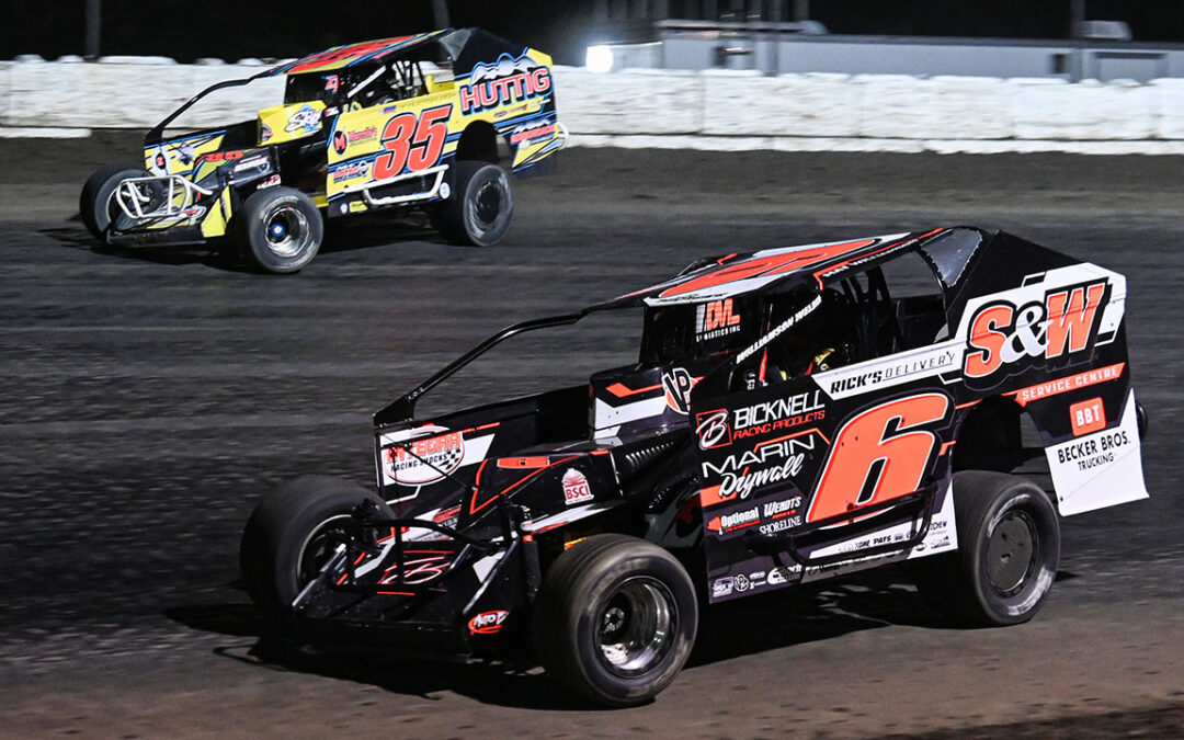 Albany-Sararoga Regulars Take On DIRTcar 358 Modified Series Stars At Malta Massive Weekend