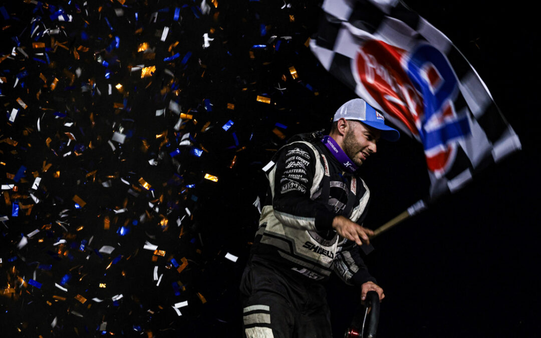 Home State Stunner: Justin Sanders Steals Dennis Roth Classic For First World of Outlaws Win, Banks $83,000